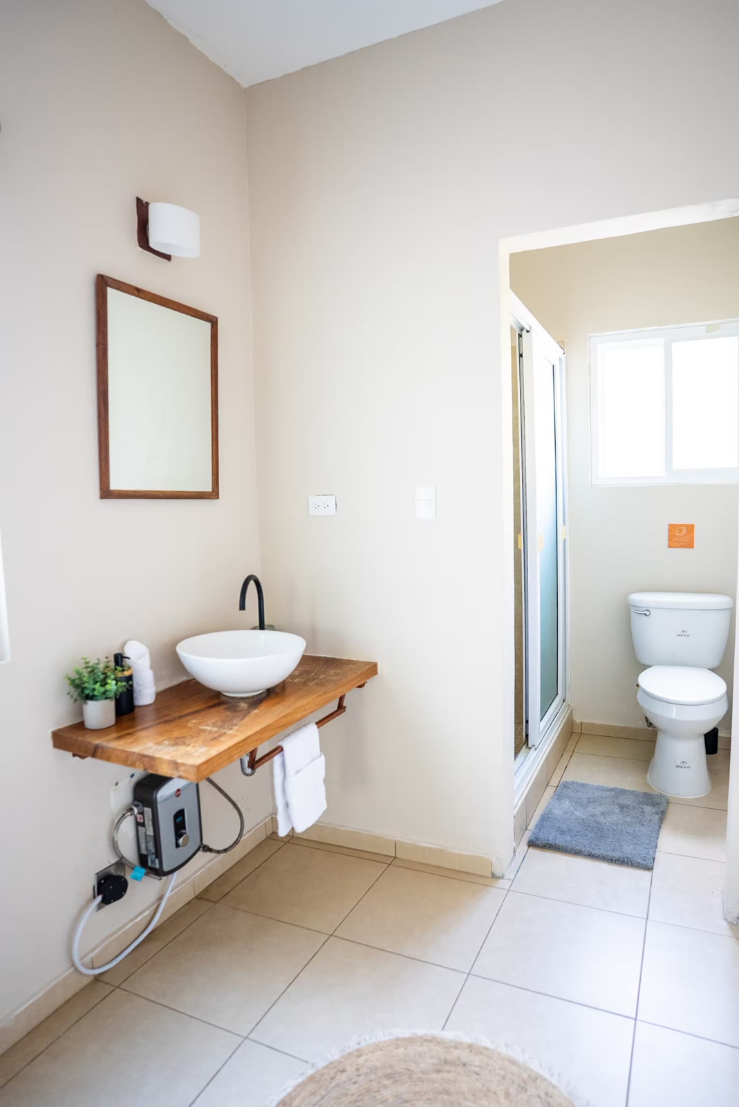 Bathroom adjoining bedroom one