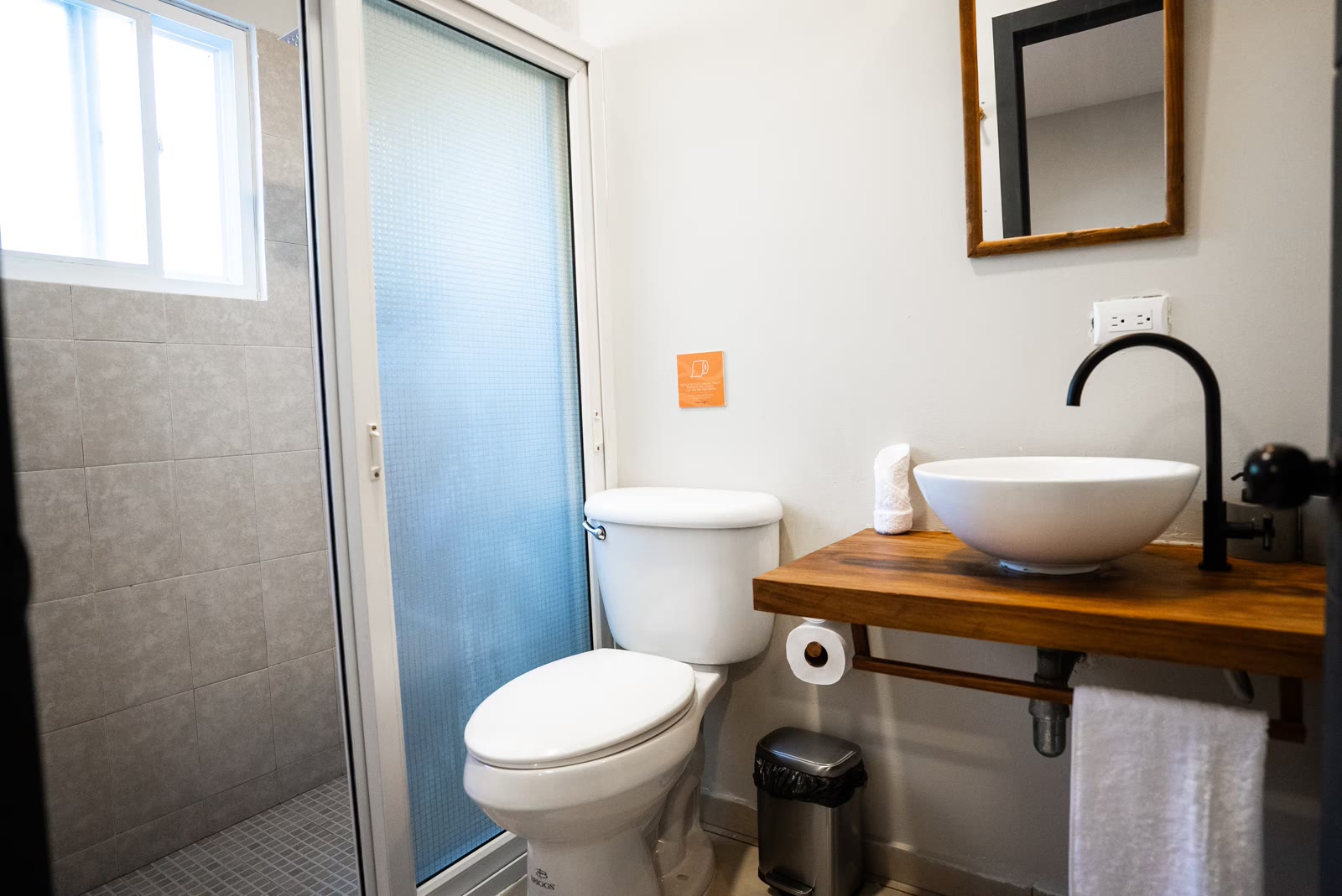 Bathroom adjoining bedroom four